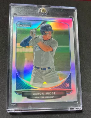 2013 Raw Aaron Judge Refractor Rookie Card front